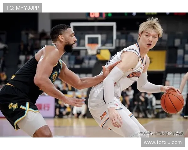 中国男篮逆转获胜成功晋级亚洲杯四强，王哲林表现出色带队翻盘