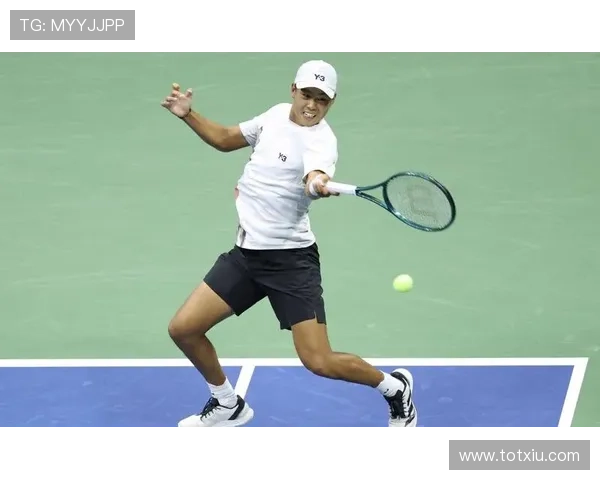 网球赛场风云再起 世界排名变化与新星崛起引发热议