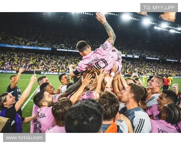 梅西加盟迈阿密国际后首战精彩回顾 助力球队大胜再现巅峰状态